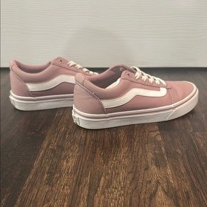 Vans Women's Pink Sneakers